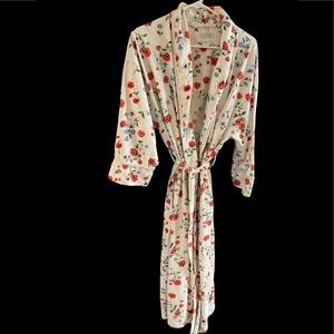 Victoria’s Secret Country Quality Cotton Vintage Look Poppy Floral Robe XS S